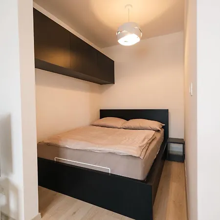 Διαμέρισμα Cloud 9 *